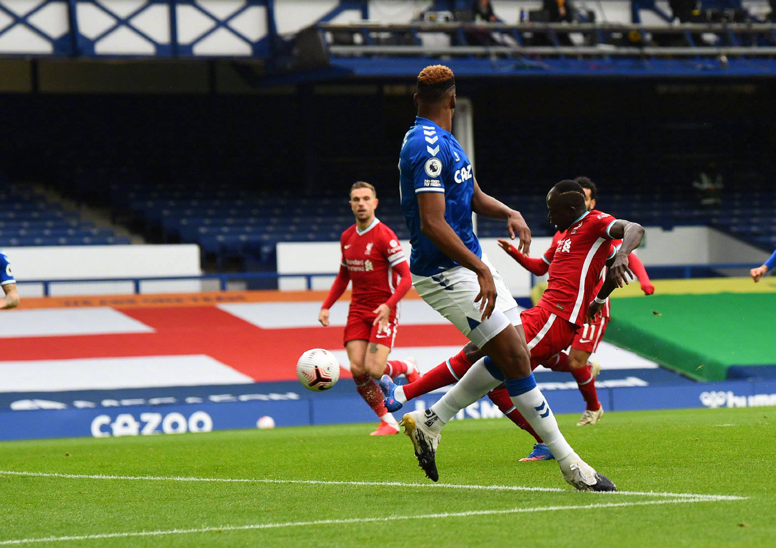 在社交媒体 在社交媒体