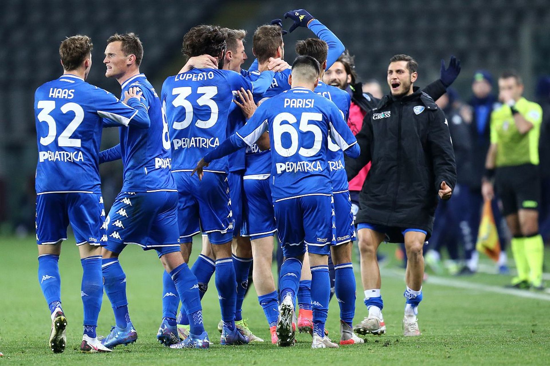 向奥地利超 向奥地利超